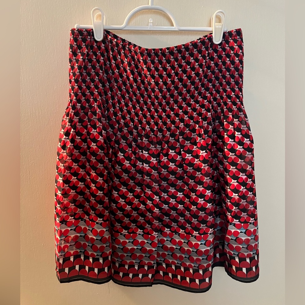Max Studio Red and Black Satiny Skater Skirt